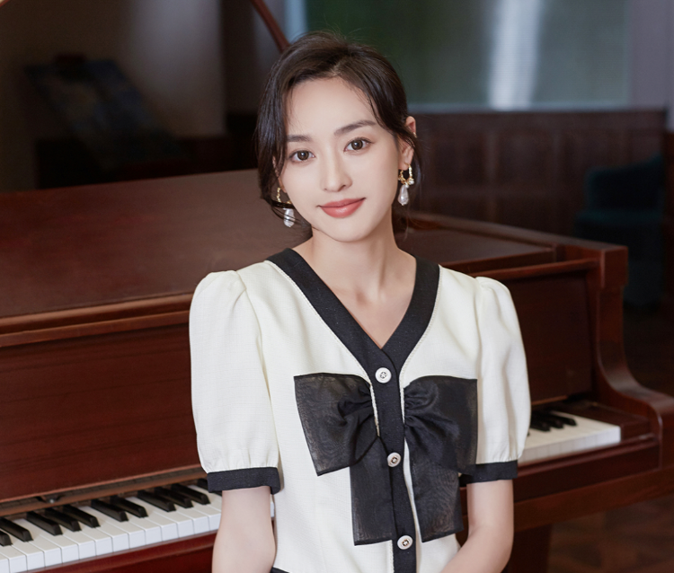 LUONA珞娜 | 精準把控場(chǎng)合著(zhe)裝，穿出高(gāo)級感！